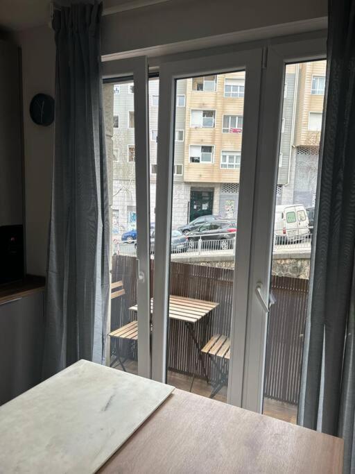 Piso Deluxe Con Balcon Cerca Del Casco Viejo Apartamento Bilbau Exterior foto